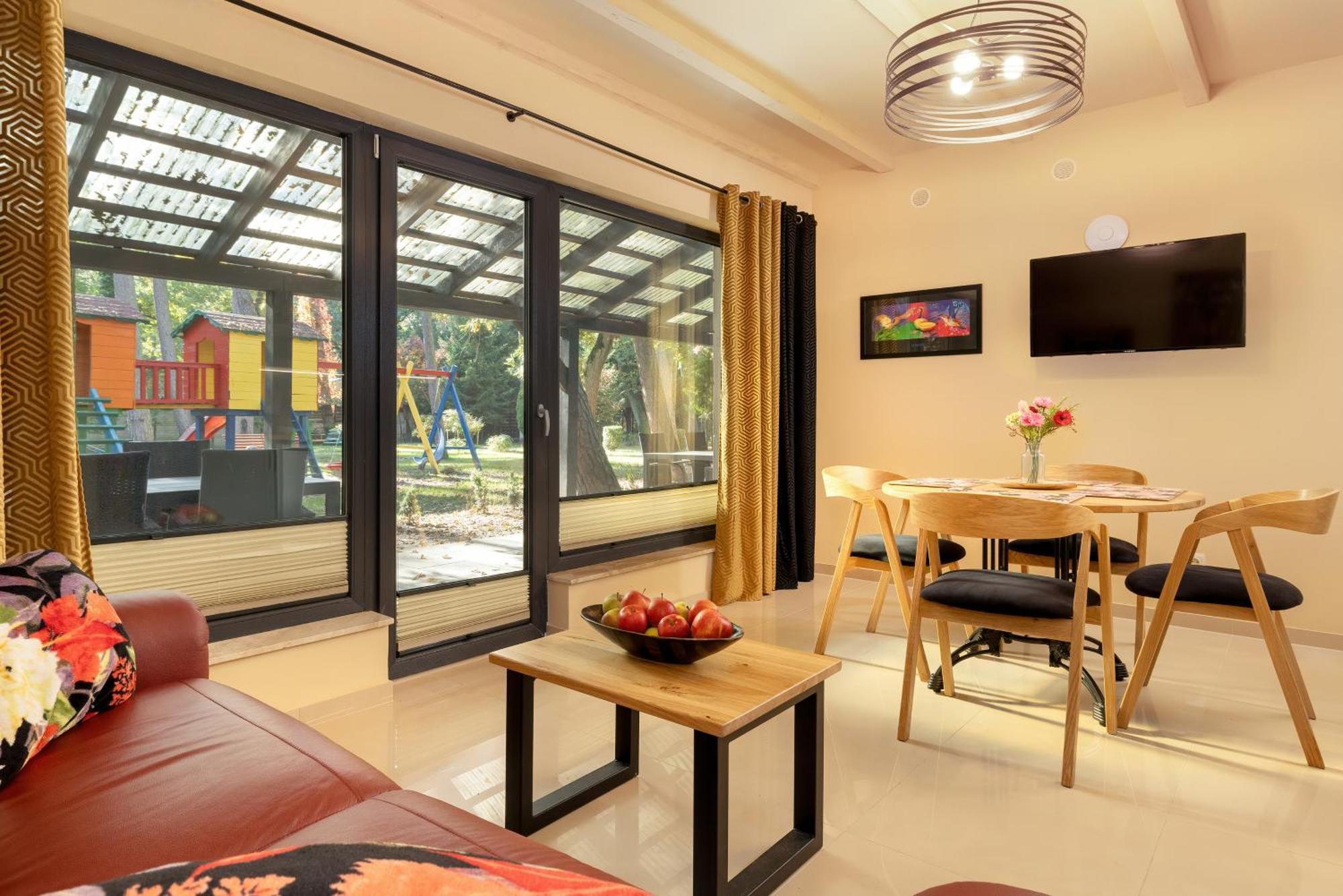 Kotwica Morska Hotell Pobierowo Exteriör bild